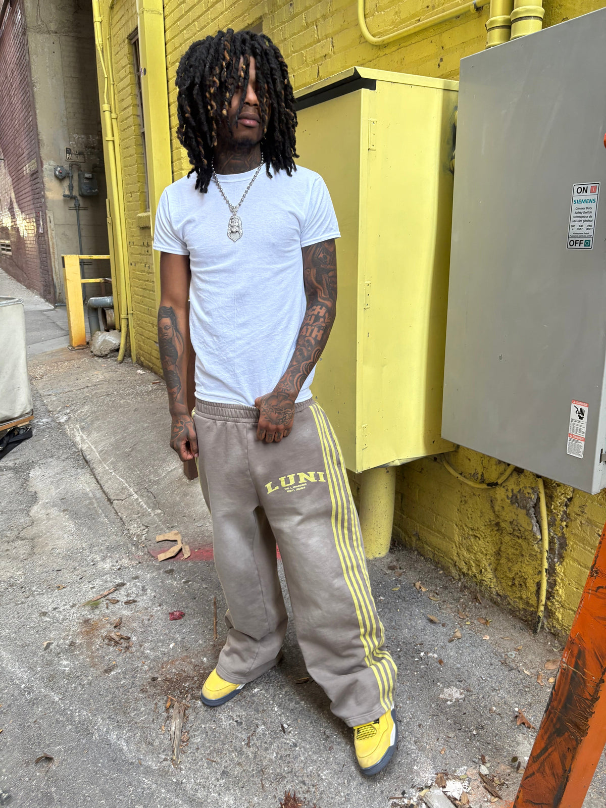 LUNI “VERDE” DARK TANNED SWEATS