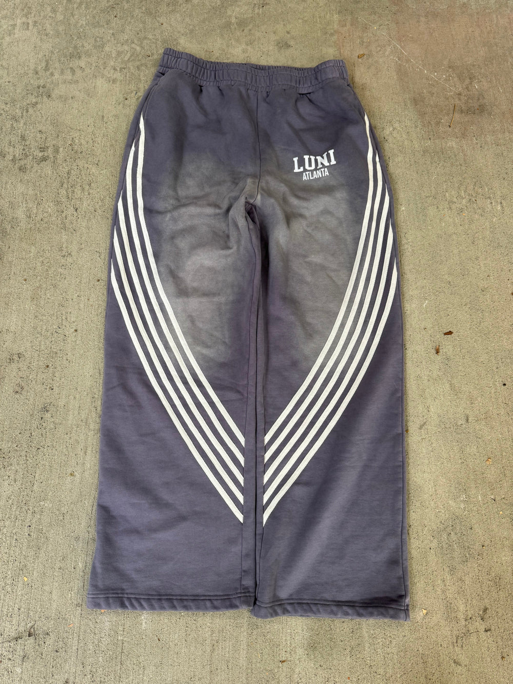 LUNI “WOLF” GREY SWEATS
