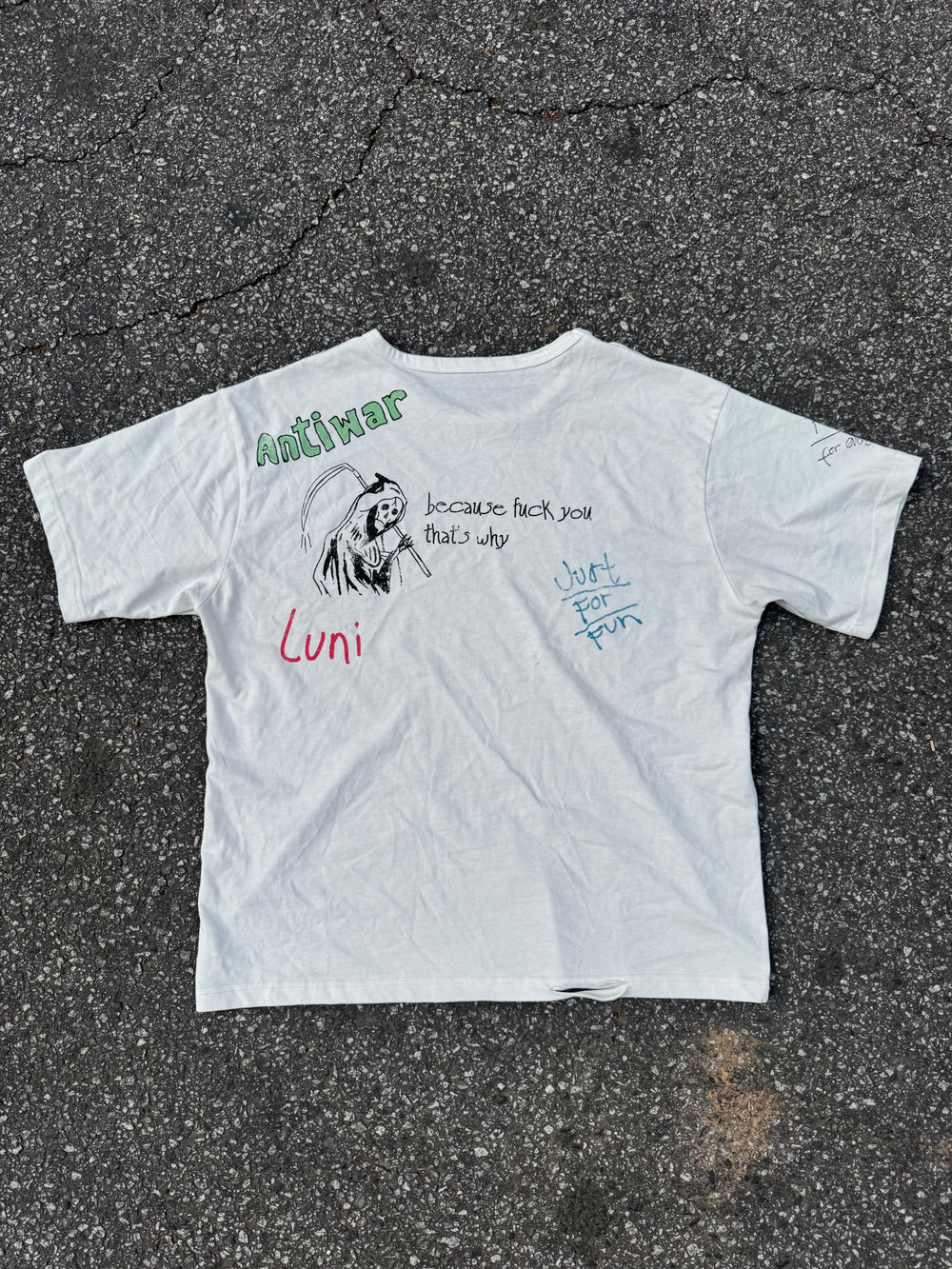 “IDC” WHITE TEE
