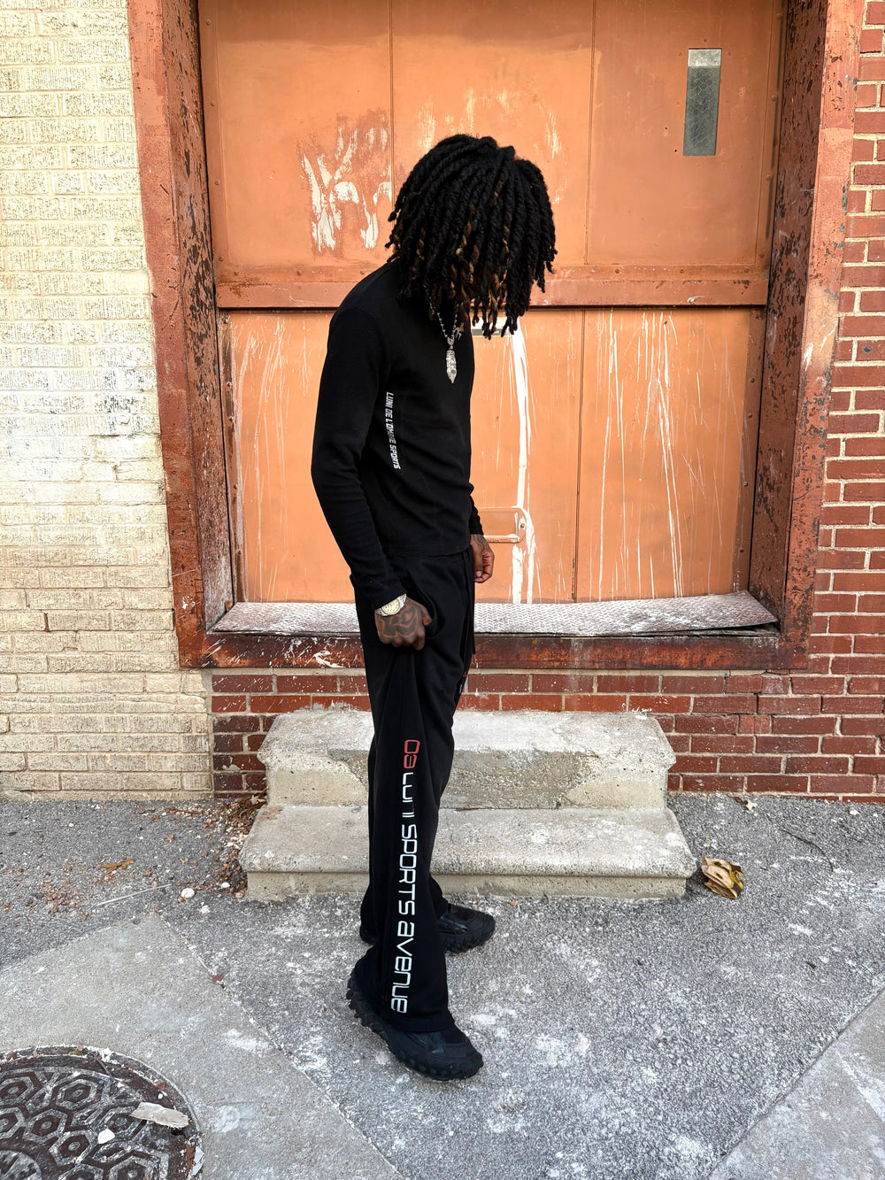 TOO FIT LONG SLEEVE + ATH SWEATS