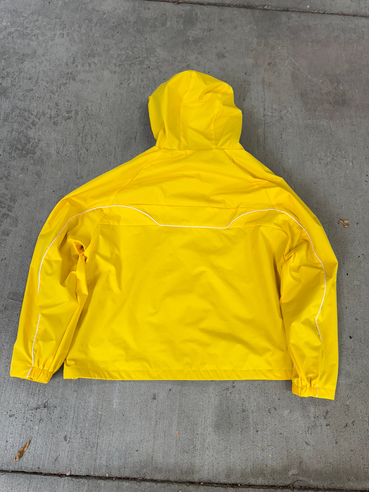 LUNI “RAMOS” WINDBREAKER